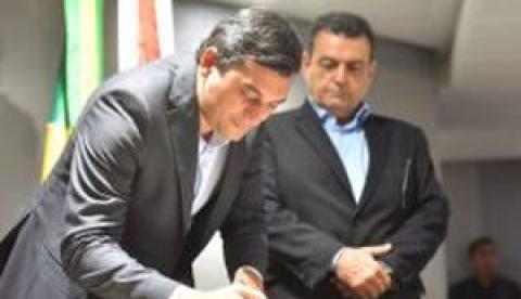 Bonates, o vazamento da PF para a Folha e o nosso complexo de vira-lata