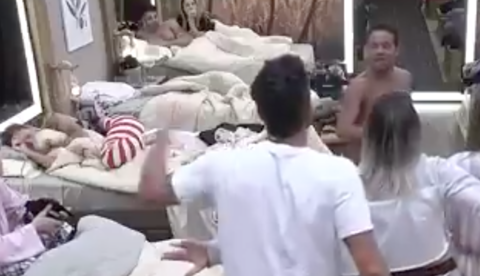 A Fazenda: Diego briga feio com Phellipe e peões quase saem no tapa 