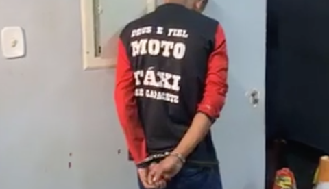 Falso mototaxista é preso com moto roubada em Manaus 