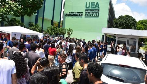 UEA aplica provas do Vestibular e SIS no Amazonas e gabarito sai amanhã