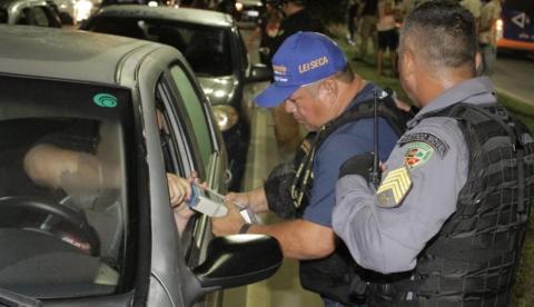 Mais de 50 motoristas são flagrados dirigindo embriagados durante feriadão em Manaus