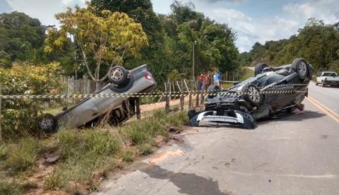 Seis pessoas ficam feridas após grave acidente na AM-010