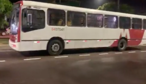 Em Manaus, açougueiro tem cabeça quebrada por assaltantes por não ter celular