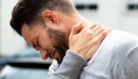 Saiba identificar sintomas de um princípio de AVC