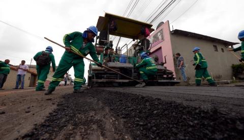 Quase 100 vias serão reconstruídas em Manaus