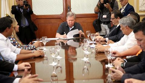 Leis municipais aprovadas em 2019 são divulgadas pelo prefeito Arthur Neto