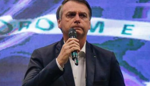 Deputado quer impeachment de Bolsonaro e assunto é o mais comentado no Twitter