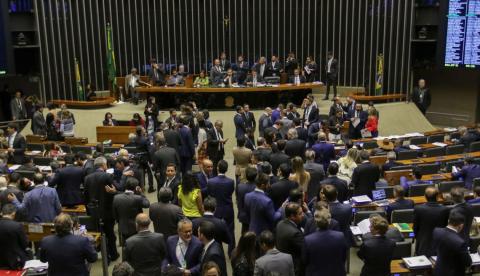 Câmara aprova MP que altera regras de saque do FGTS