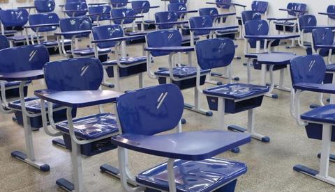 Contrato da Seduc para transporte de carteiras escolares é investigado pelo MPF no Amazonas