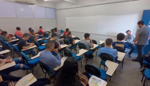 DPE alerta sobre pagamento de taxa para exame de residência jurídica no Amazonas