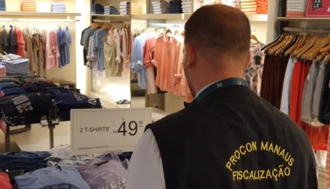 Procon inspeciona shoppings em Manaus após denúncia de consumidores