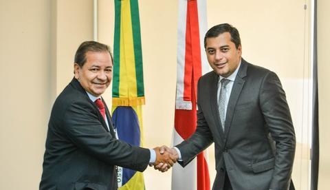 Governador dá posse ao novo controlador-geral do Amazonas