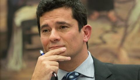 Após ser chamado de canalha por Lula, Moro se manifesta em rede social 