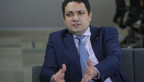 Presidente da Capes quer reajustar bolsas de doutorado em 2020