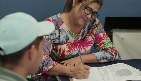 Centros de assistência social ganham ações do Tô Documentado em Manaus