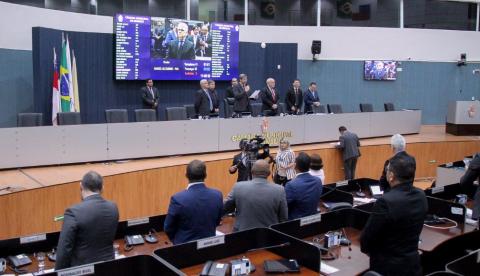 Após 14 anos, plenário da Câmara Municipal de Manaus será reformado