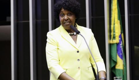 Projeto estabelece direitos e garantias às pessoas com transtornos mentais