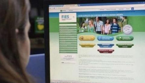 Fies: termina nesta semana prazo de renovação para contratos feitos até 2017