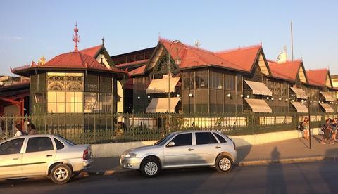 Mercado Adolpho Lisboa é tema de livro lançado na fesPIM em Manaus