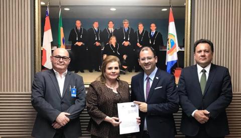 TCE e OAB assinam acordo para fortalecer controle externo no Amazonas