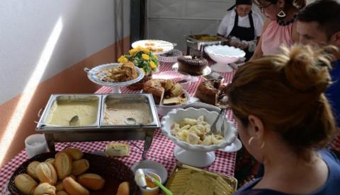 Nacer realiza café da manhã beneficente de Natal