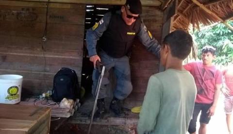 No Amazonas, adolescente é detido suspeito de matar pai com tiro acidental 