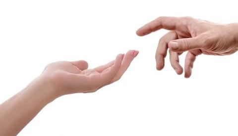 Fique atento: suas mãos podem indicar se sofre de câncer do pulmão