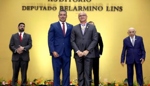 Superintendente da Suframa recebe Medalha do Mérito Legislativo na Aleam 