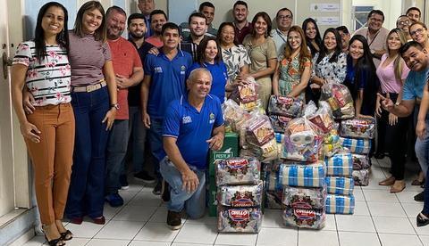 No Amazonas, campanha 'Natal dos Ribeirinhos' entrega cestas dia 21
