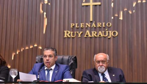 Após 12h de sessão, Josué diz que Aleam deu exemplo de respeito e democracia