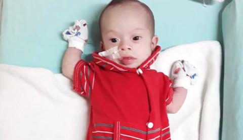 Bebê cardiopata que teve cirurgia adiada morre em hospital de Manaus 