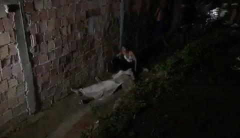 Homem é assassinado a facadas e pedradas no dia do próprio aniversário em Manaus