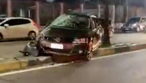 Motorista atropela dois moradores de rua em Manaus