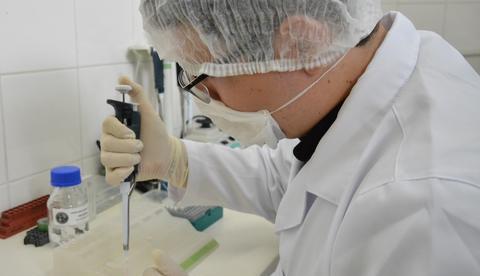 Primeira vacina contra o vírus do ebola é liberada nos EUA