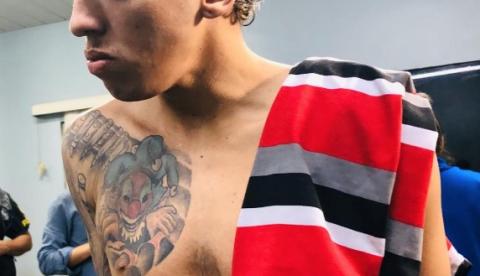 Novinho com tornozeleira é preso com arma da polícia em área vermelha de Manaus