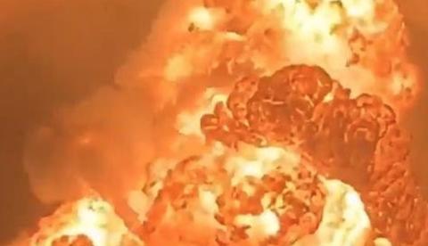 Explosão de carro-bomba deixa 90 mortos e mais de 50 feridos na Somália 