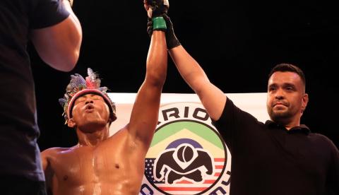 Índio Macuxi brilha em edição histórica do Jungle Fight em Manaus