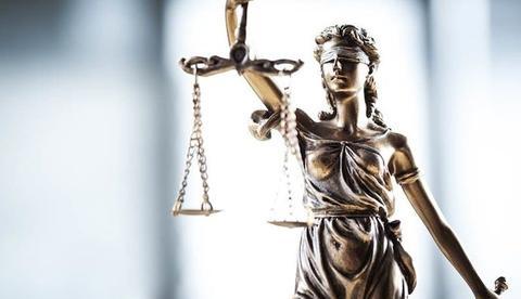 Filha solteira de servidor público falecido tem pensão assegurada