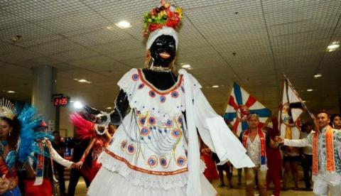 Kamélia chega neste sábado para abrir temporada de Carnaval em Manaus