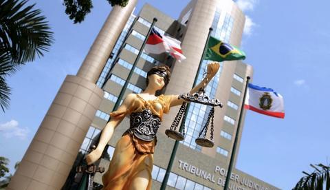 TJAM nomeia candidatos aprovados em concurso público de 2015