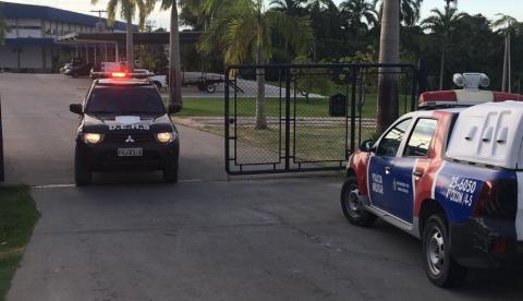 Funcionários encontram homem assassinado em terreno da Pemaza em Manaus