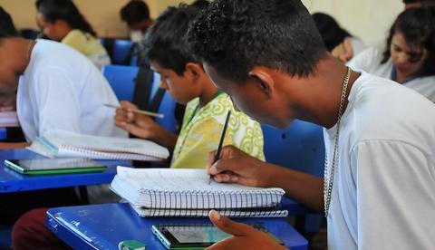 Mais de 200 estudantes do interior ingressam em universidades públicas no Amazonas