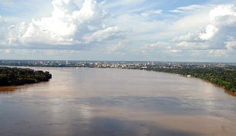 Com chuvas abaixo do normal, nível dos rios Acre e Madeira diminui 