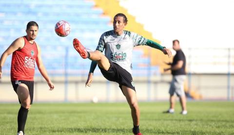 Hamilton do Manaus FC prevê Barezão equilibrado: ‘Todo jogo vai ser uma final’