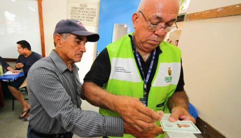 Quatro bairros recebem serviços para emissão de documentos em Manaus 