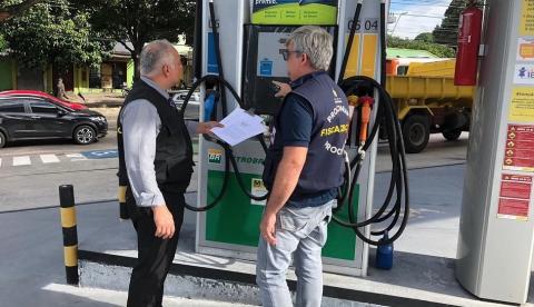 Gasolina mais em conta é vendida a R$ 4,37 na zona Leste de Manaus 