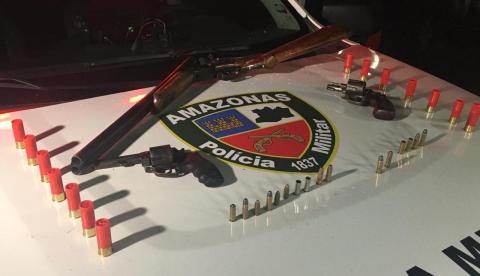 Dupla faz casal de idoso refém e acaba morrendo em confronto com a polícia em Manaus