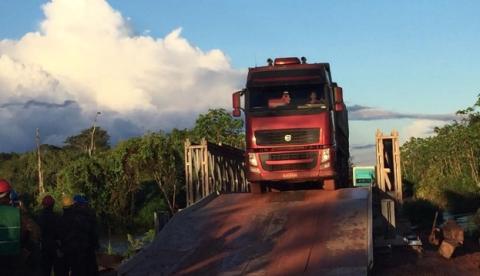 Dnit proíbe tráfego de veículos pesados em rodovia do Amazonas e prejudica município