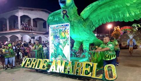 Justiça proíbe promoção pessoal de prefeito em enredo de escola de samba no Amazonas