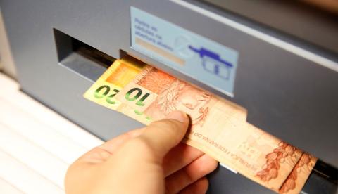 Em Manaus, homem é preso ao tentar sacar benefício com documento de pessoa morta